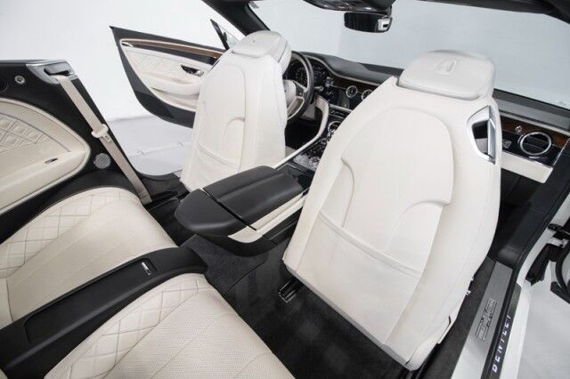 2020 Bentley Continental GTC V8 First Edition ($283,465 MSRP!) *ONLY 9600 MILES* *$62,000 IN OPTIONS* *WHITE ON WHITE* San Diego CA