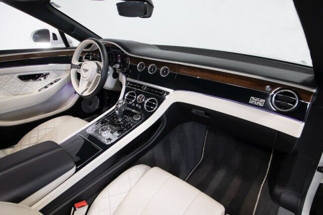 2020 Bentley Continental GTC V8 First Edition ($283,465 MSRP!) *ONLY 9600 MILES* *$62,000 IN OPTIONS* *WHITE ON WHITE* San Diego CA
