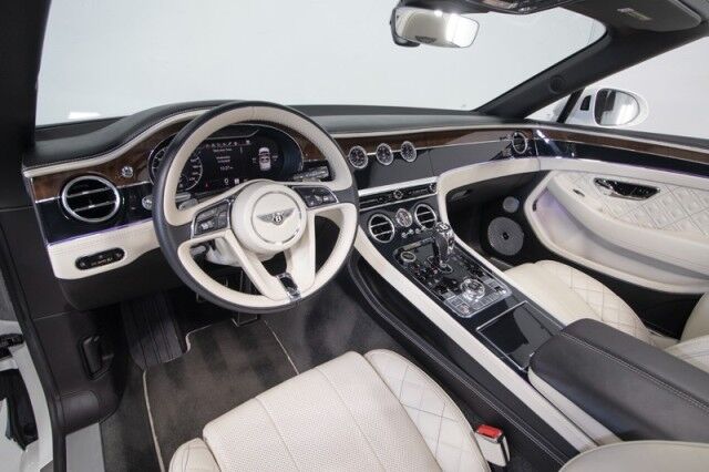 2020 Bentley Continental GTC V8 First Edition ($283,465 MSRP!) *ONLY 9600 MILES* *$62,000 IN OPTIONS* *WHITE ON WHITE* San Diego CA