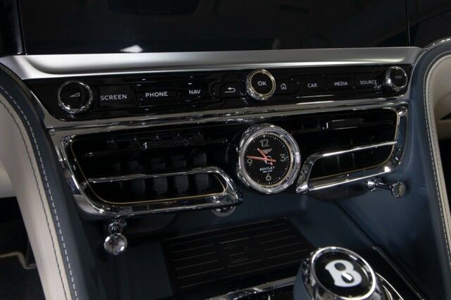 2020 Bentley Flying Spur W12 ($278,000 MSRP!) *FIRST EDITION SPECIFICATION* *1-OWNER* *ONLY 11,000 MILES* *ICE ON LINEN* San Diego CA