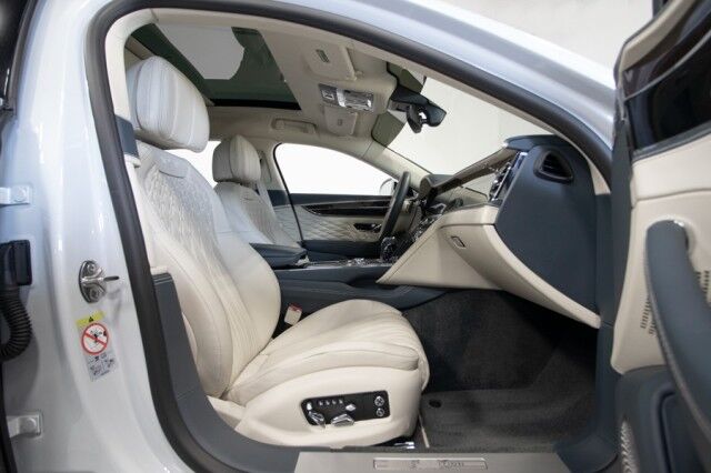 2020 Bentley Flying Spur W12 ($278,000 MSRP!) *FIRST EDITION SPECIFICATION* *1-OWNER* *ONLY 11,000 MILES* *ICE ON LINEN* San Diego CA