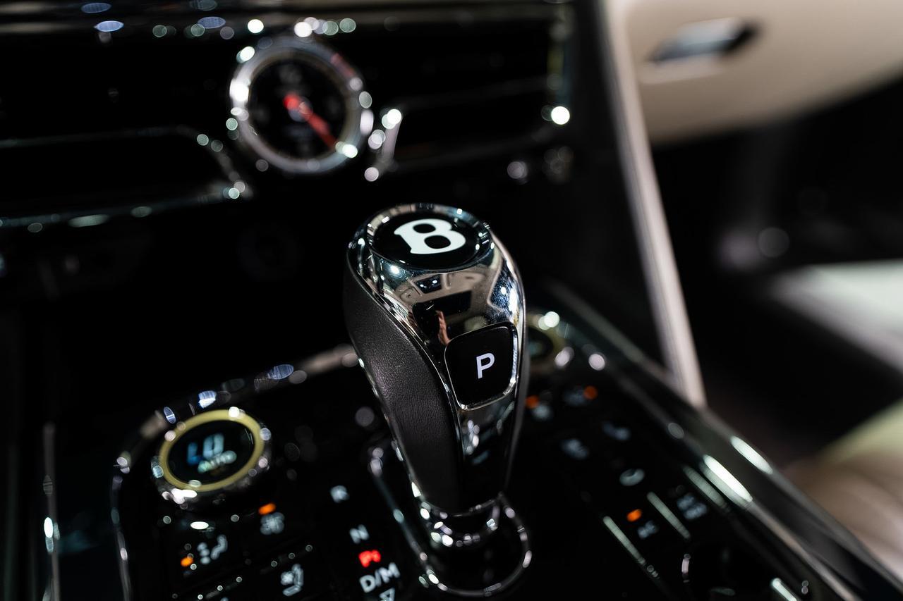 2020 Bentley Flying Spur W12 First Edition, Blackline Specification, Naim audio system, rotating display & MUCH MUCH MORE!! Fort Lauderdale FL