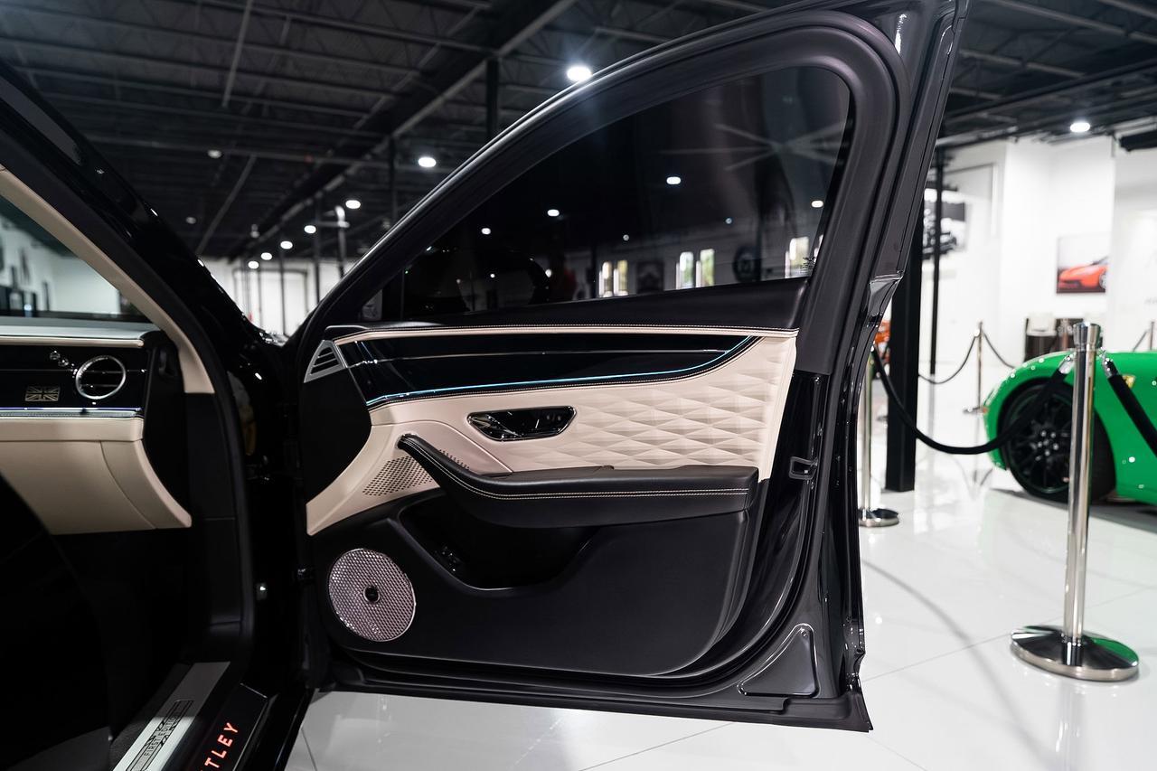 2020 Bentley Flying Spur W12 First Edition, Blackline Specification, Naim audio system, rotating display & MUCH MUCH MORE!! Fort Lauderdale FL