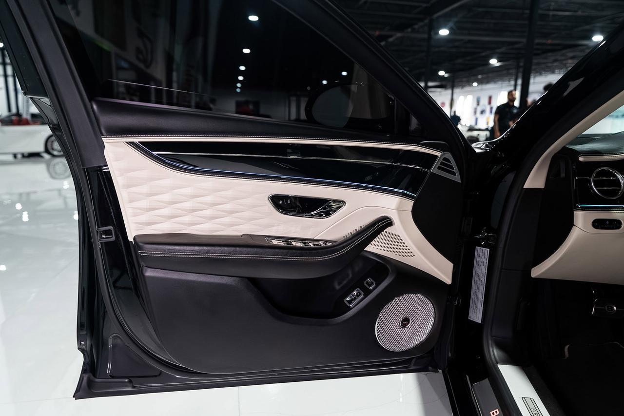 2020 Bentley Flying Spur W12 First Edition, Blackline Specification, Naim audio system, rotating display & MUCH MUCH MORE!! Fort Lauderdale FL