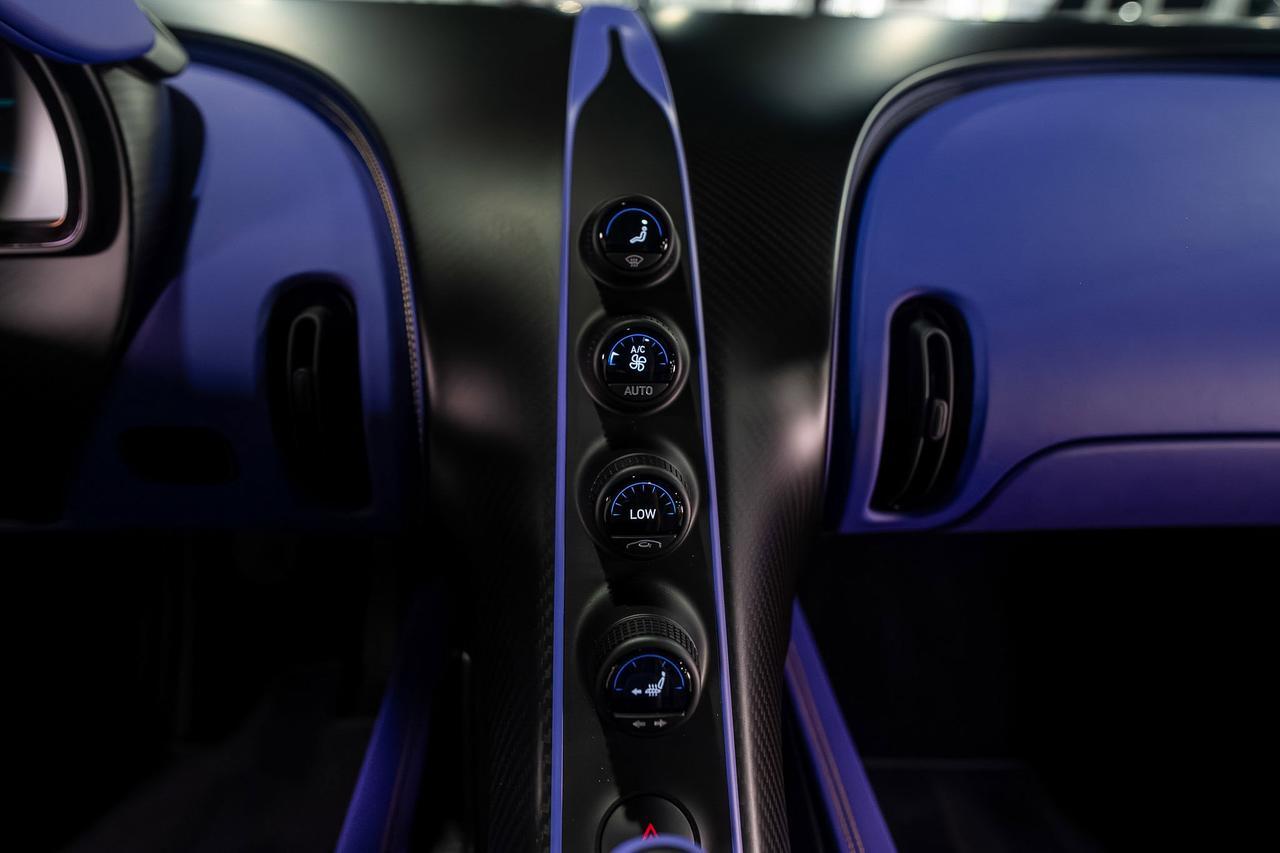 2020 Bugatti Chiron Lorelin paint/exposed grey carbon,Beluga interior,Caractere wheels in Lorelin,Sky View roof & MORE!! Fort Lauderdale FL