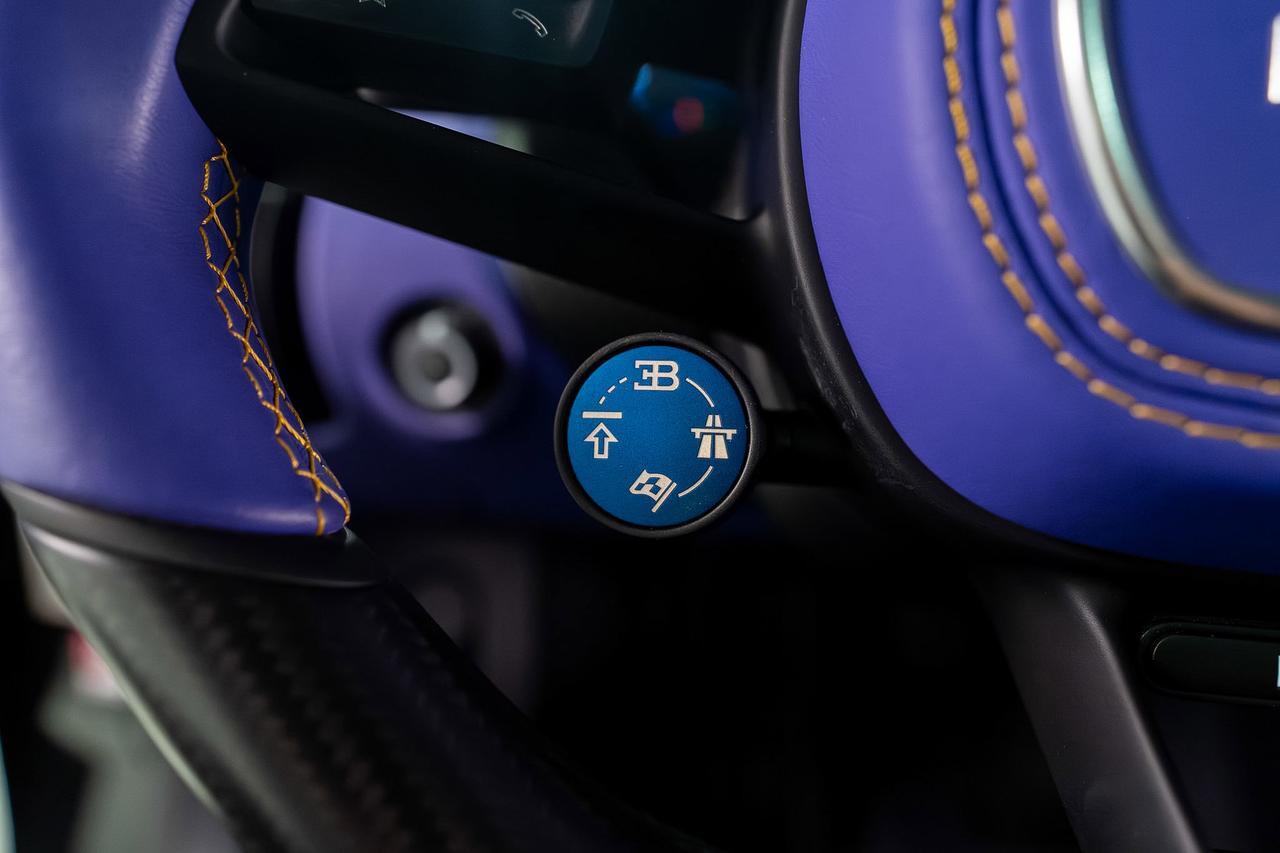 2020 Bugatti Chiron Lorelin paint/exposed grey carbon,Beluga interior,Caractere wheels in Lorelin,Sky View roof & MORE!! Fort Lauderdale FL