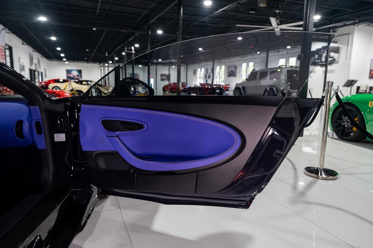 2020 Bugatti Chiron Lorelin paint/exposed grey carbon,Beluga interior,Caractere wheels in Lorelin,Sky View roof & MORE!! Fort Lauderdale FL