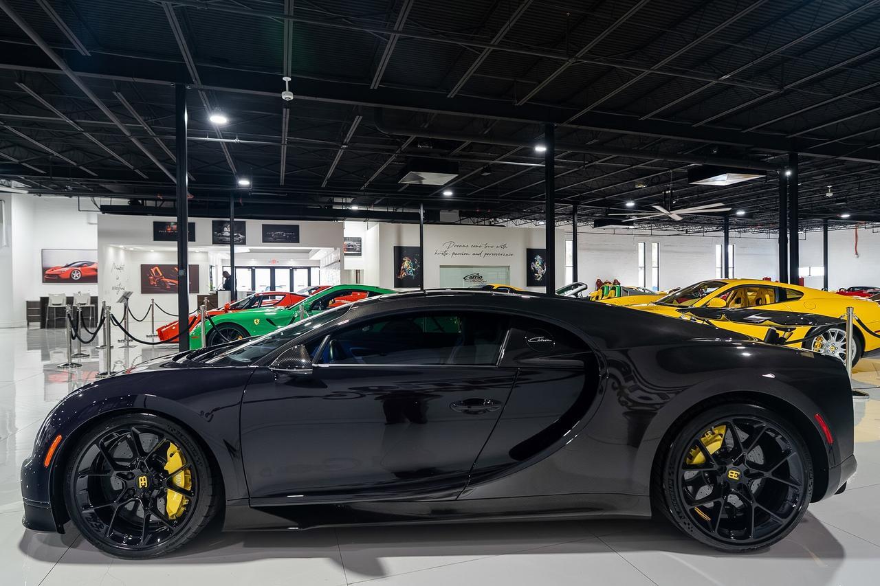 2020 Bugatti Chiron Lorelin paint/exposed grey carbon,Beluga interior,Caractere wheels in Lorelin,Sky View roof & MORE!! Fort Lauderdale FL