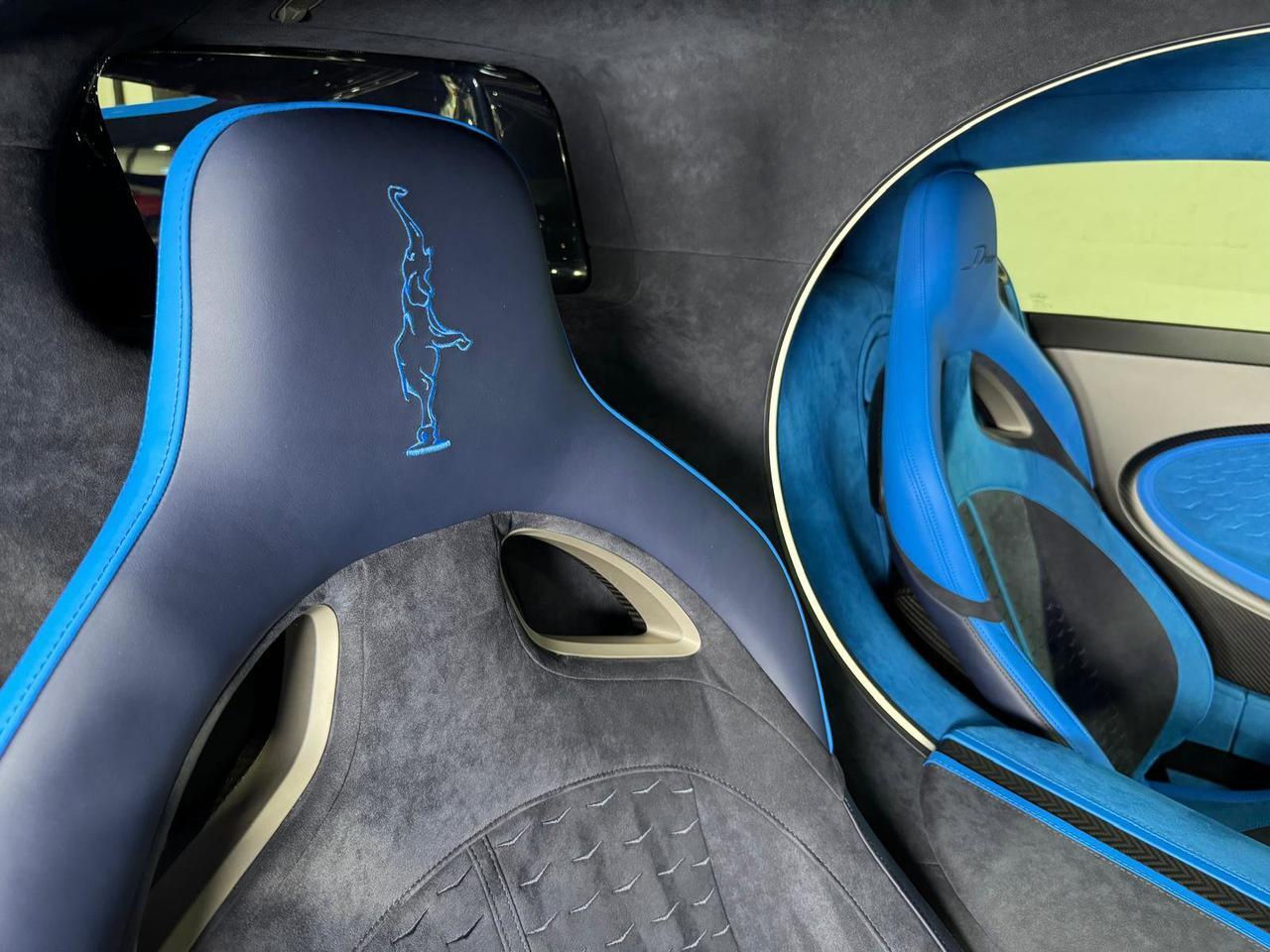 2020 Bugatti Divo 1 of 40 FULLY EXPOSED BLUE CARBON FIBER!! French Racing Blue/Divo Grey interior AND MUCH MORE!! Fort Lauderdale FL