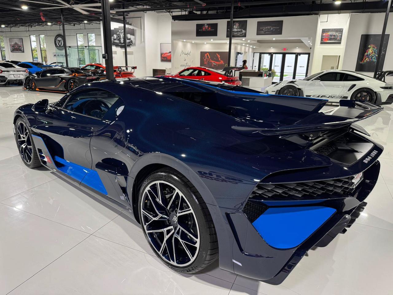 2020 Bugatti Divo 1 of 40 FULLY EXPOSED BLUE CARBON FIBER!! French Racing Blue/Divo Grey interior AND MUCH MORE!! Fort Lauderdale FL