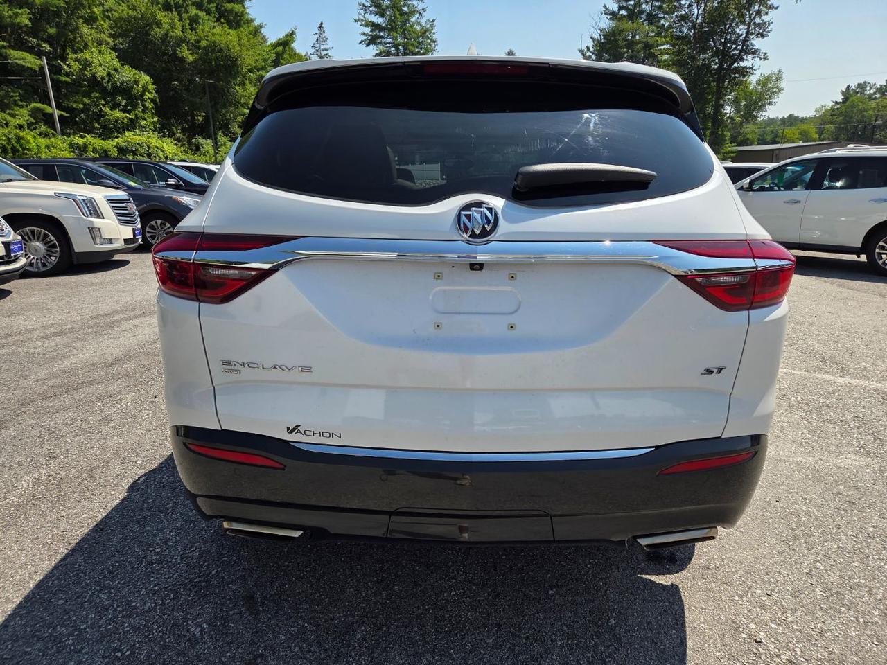 2020 Buick Enclave AWD Essence Charlton MA