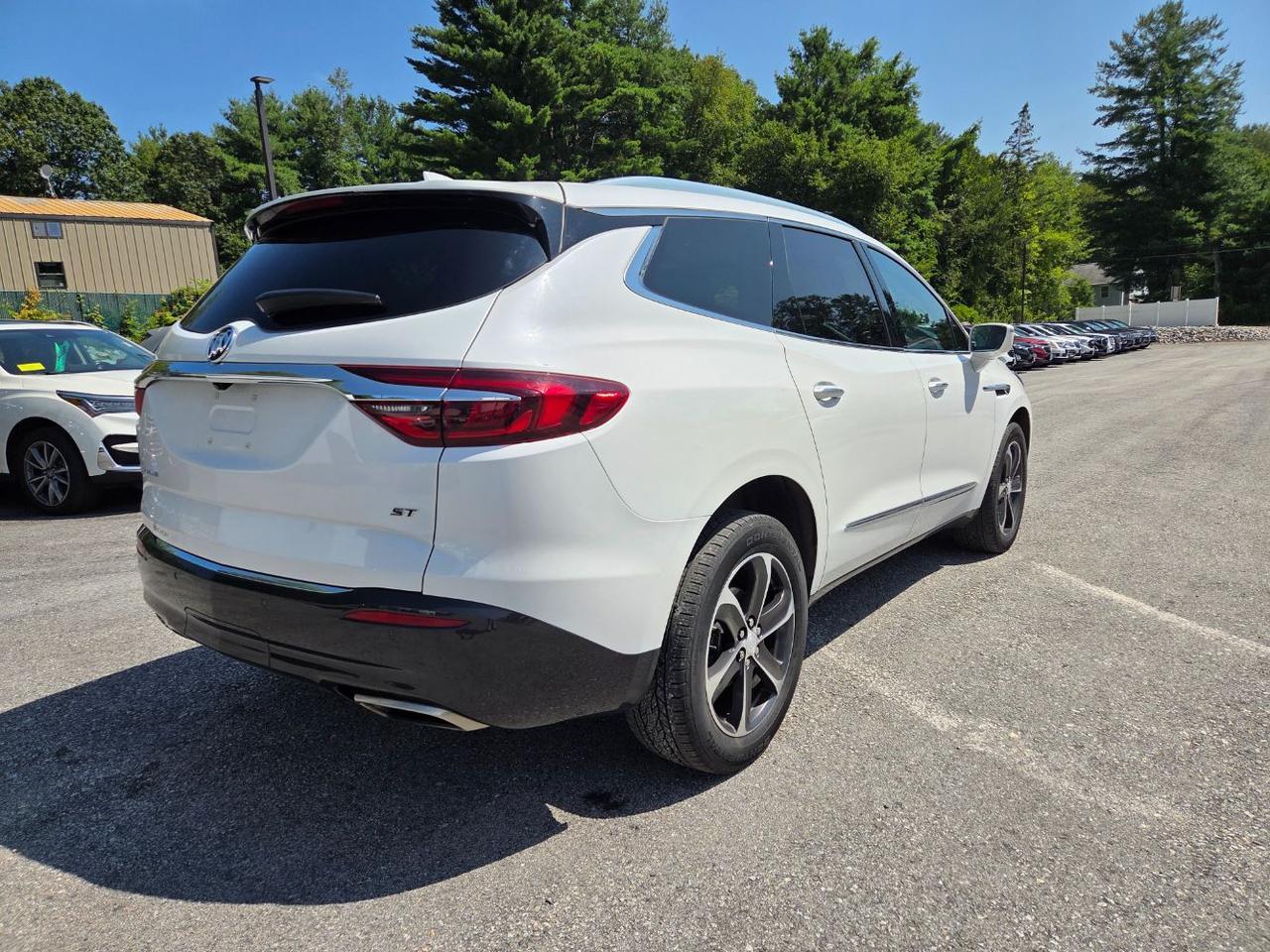 2020 Buick Enclave AWD Essence Charlton MA