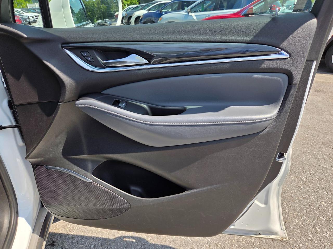 2020 Buick Enclave AWD Essence Charlton MA