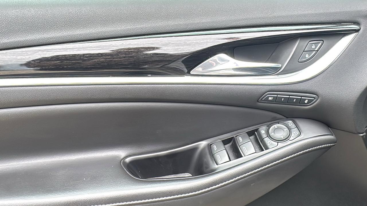 2020 Buick Enclave Avenir  Selma TX
