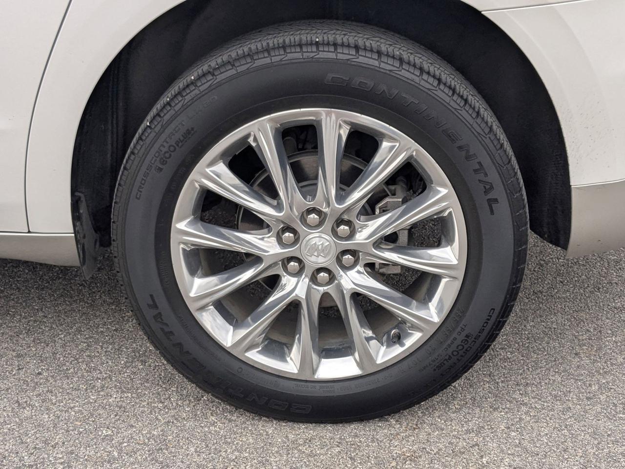 2020 Buick Enclave Essence