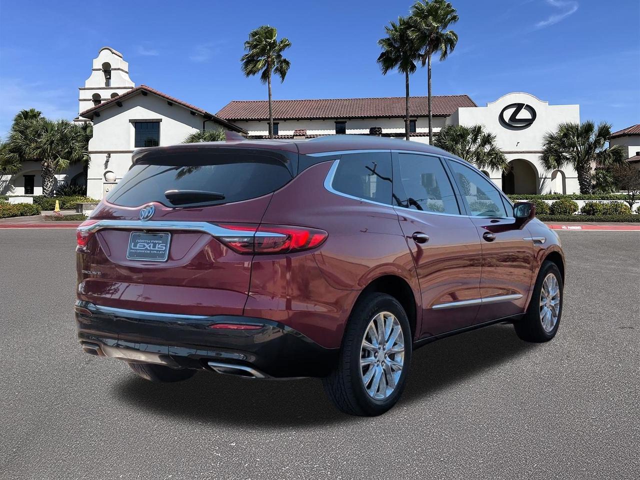 2020 Buick Enclave Essence