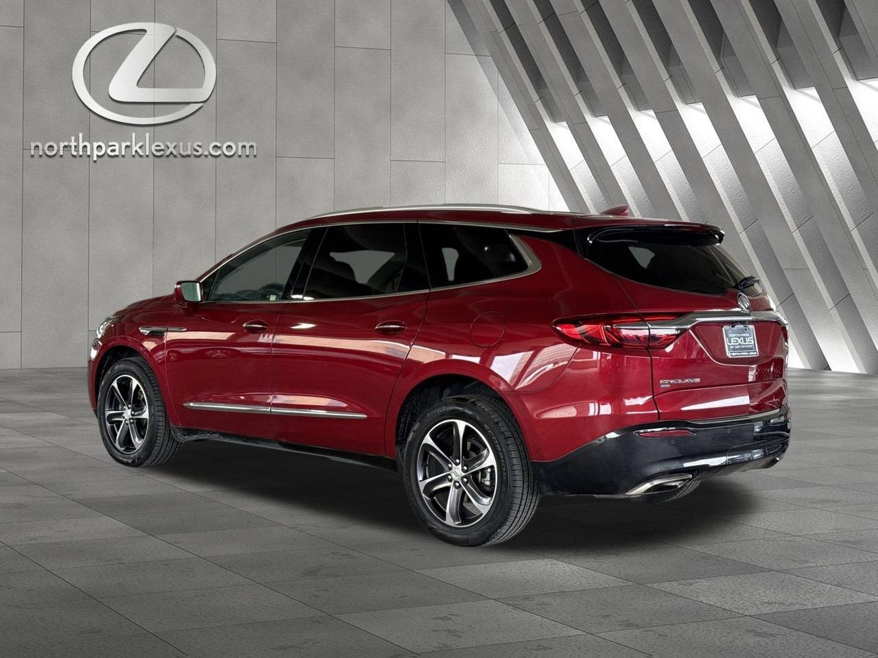 2020 Buick Enclave Essence