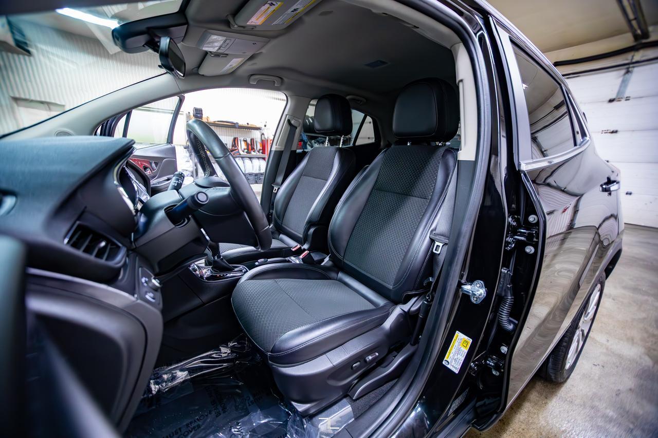 2020 Buick Encore AWD Preferred Leather BCam Red Deer AB