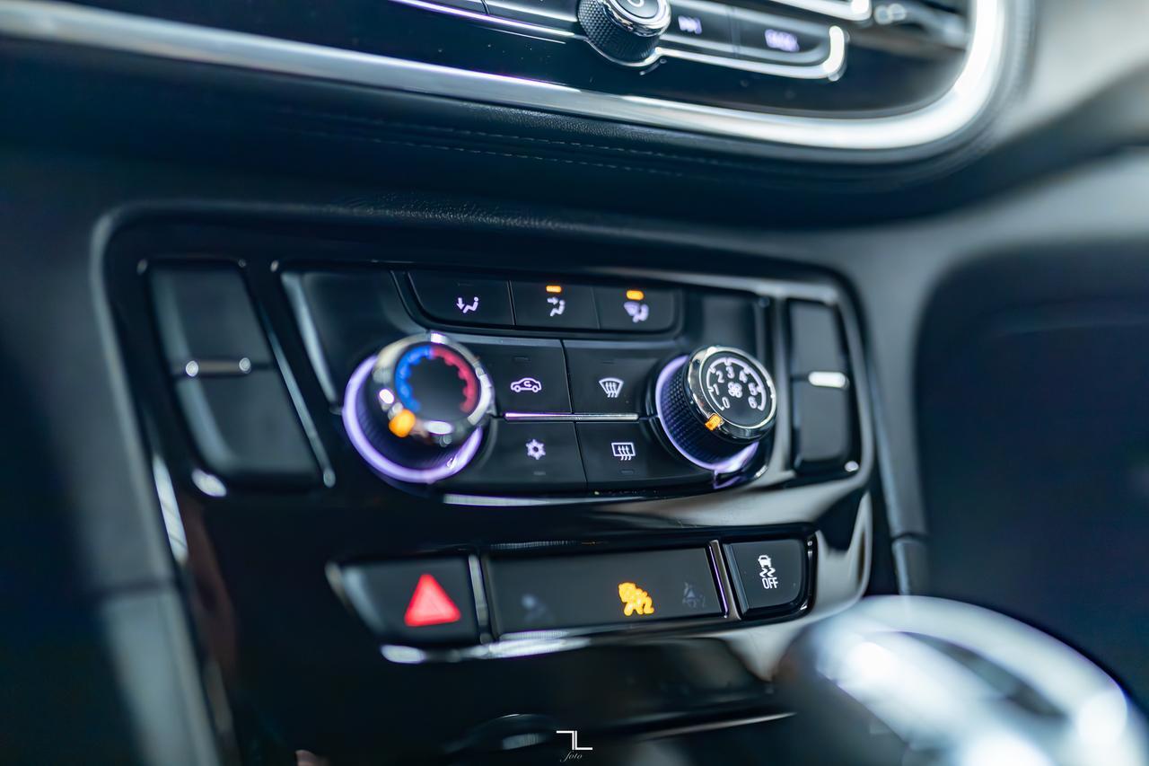 2020 Buick Encore AWD Preferred Leather BCam Red Deer AB