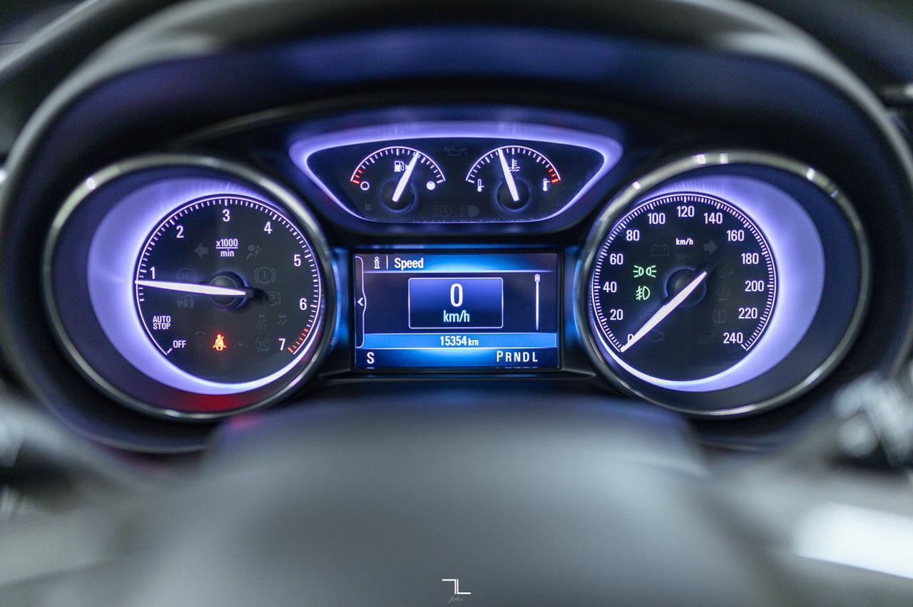 2020 Buick Envision AWD Essence Leather Roof BCam Red Deer AB