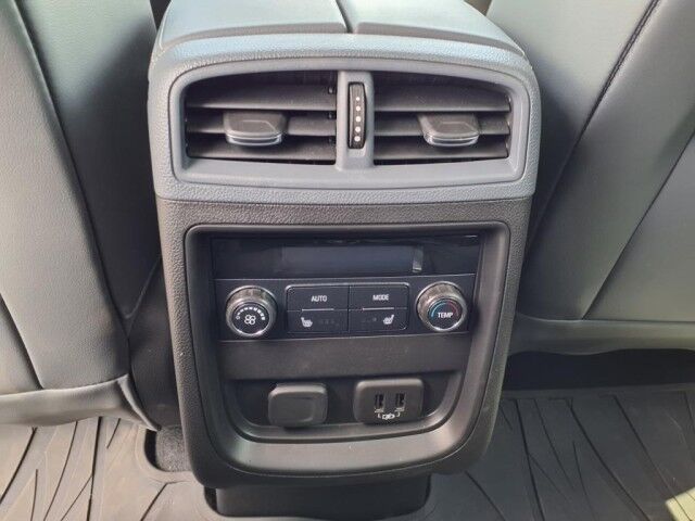 2020 Buick Envision Essence TX 2020 Buick Envision Essence TX