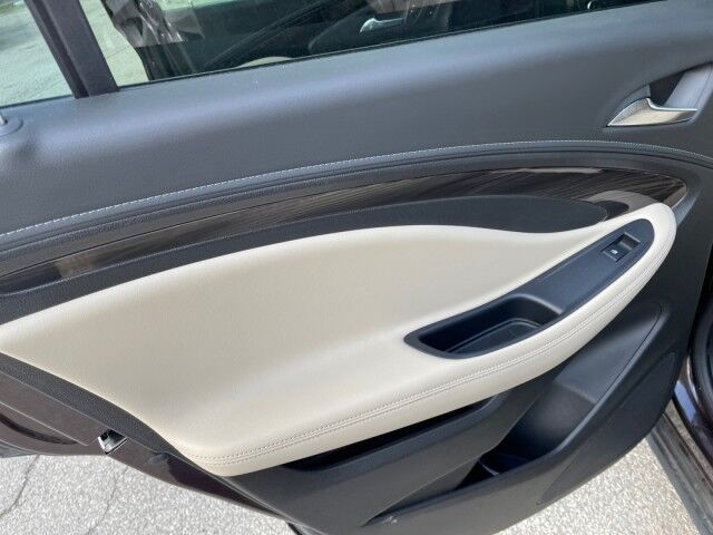 2020 Buick Envision Essence Cleveland OH