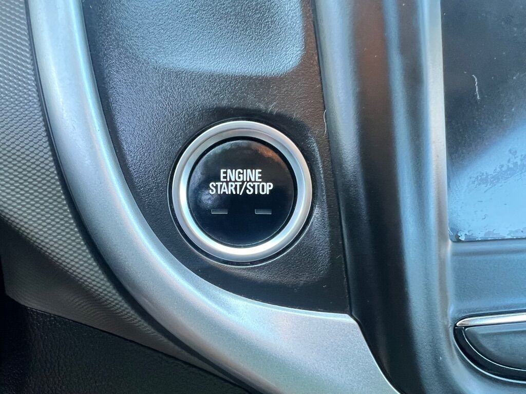 2020 CHEVROLET SONIC LT Des Moines WA