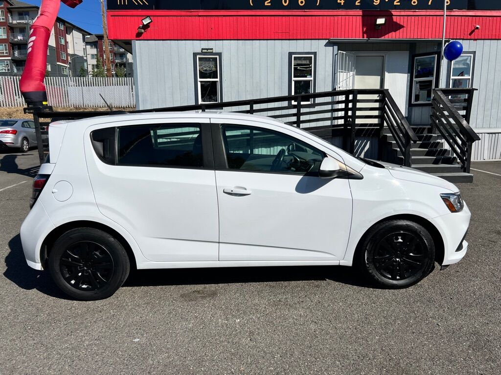 2020 CHEVROLET SONIC LT Des Moines WA