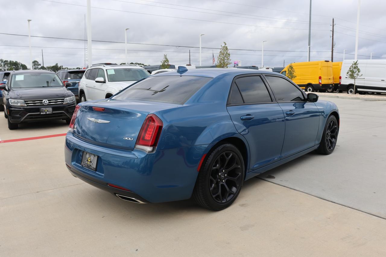 2020 CHRYSLER 300 TOURING BLUE at G Motors