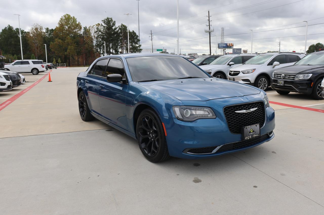 2020 CHRYSLER 300 TOURING BLUE at G Motors