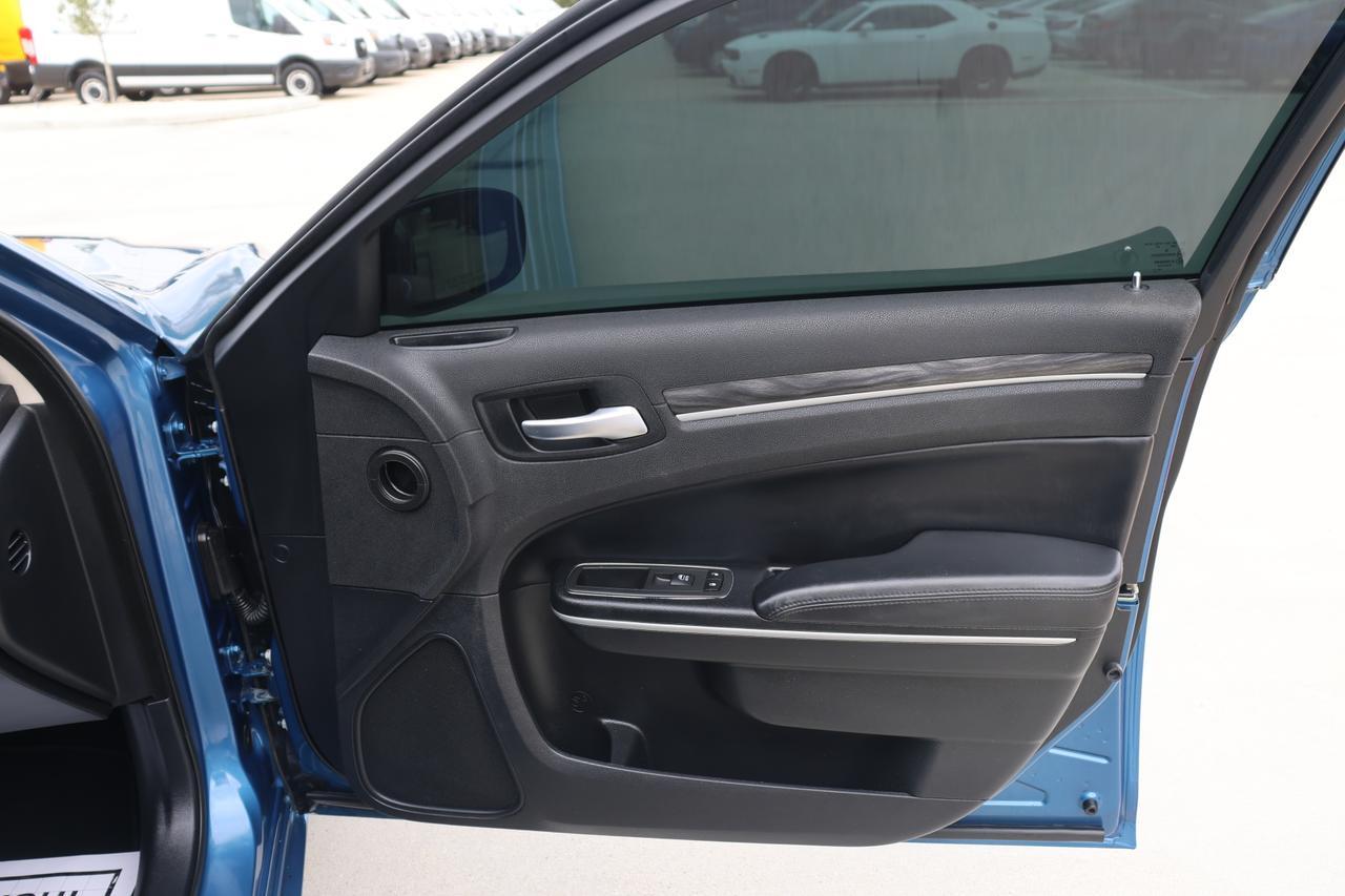 2020 CHRYSLER 300 TOURING BLUE at G Motors