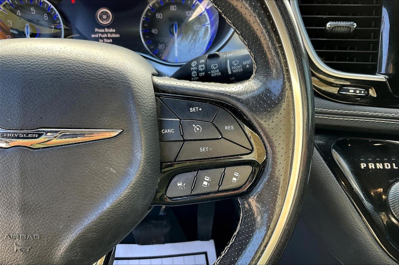 2020 CHRYSLER PACIFICA LIMITED Houston TX