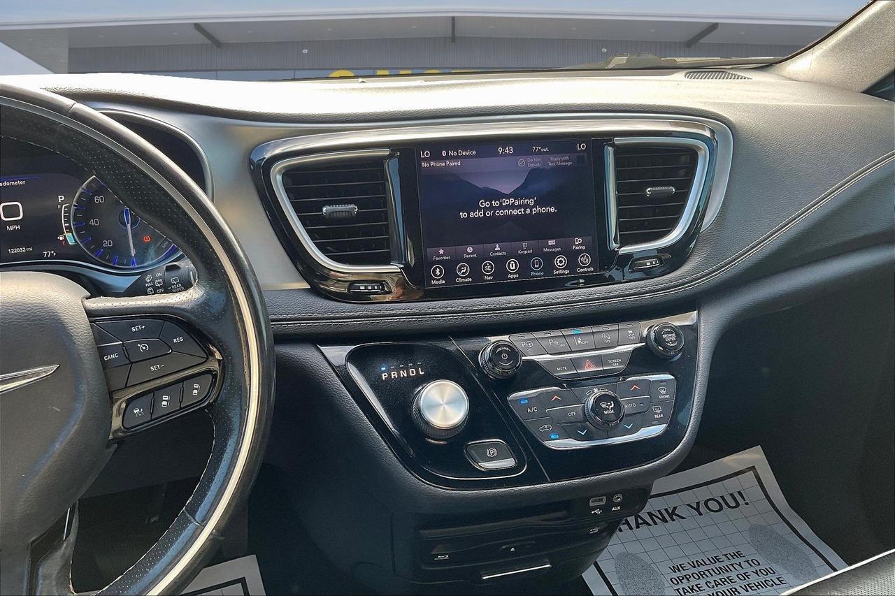 2020 CHRYSLER PACIFICA LIMITED Houston TX