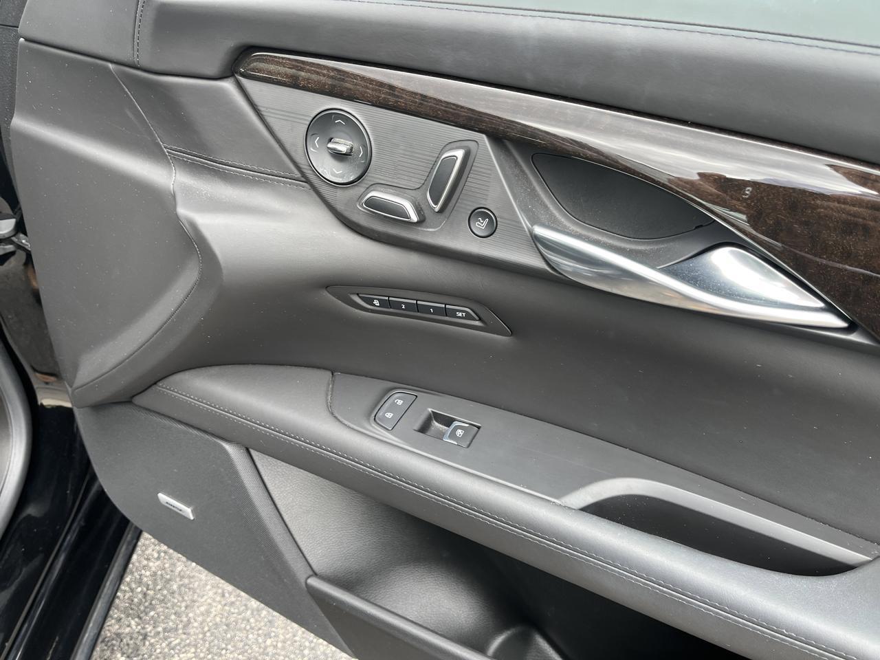 2020 Cadillac CT6 4.2L Twin Turbo Platinum AWD w/SuperCruise AdptvCrz Sunroof Nav RearSeatMedia HD-SurroundVision Saukville WI