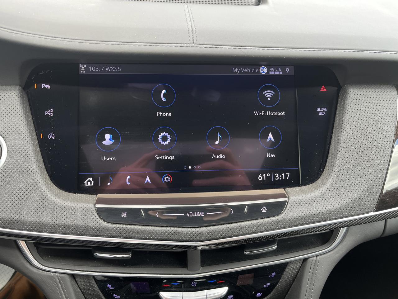 2020 Cadillac CT6 4.2L Twin Turbo Platinum AWD w/SuperCruise AdptvCrz Sunroof Nav RearSeatMedia HD-SurroundVision Saukville WI