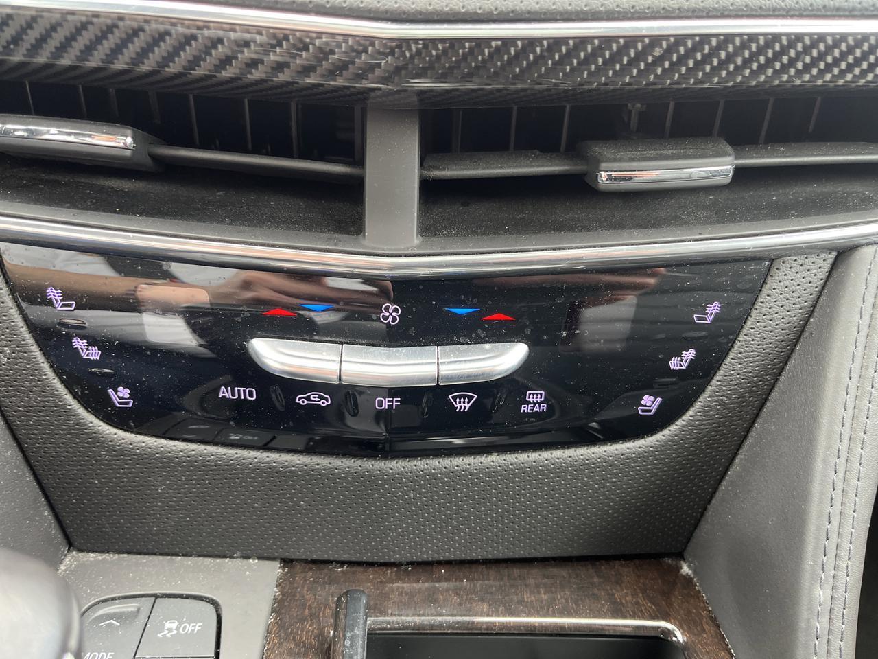 2020 Cadillac CT6 4.2L Twin Turbo Platinum AWD w/SuperCruise AdptvCrz Sunroof Nav RearSeatMedia HD-SurroundVision Saukville WI