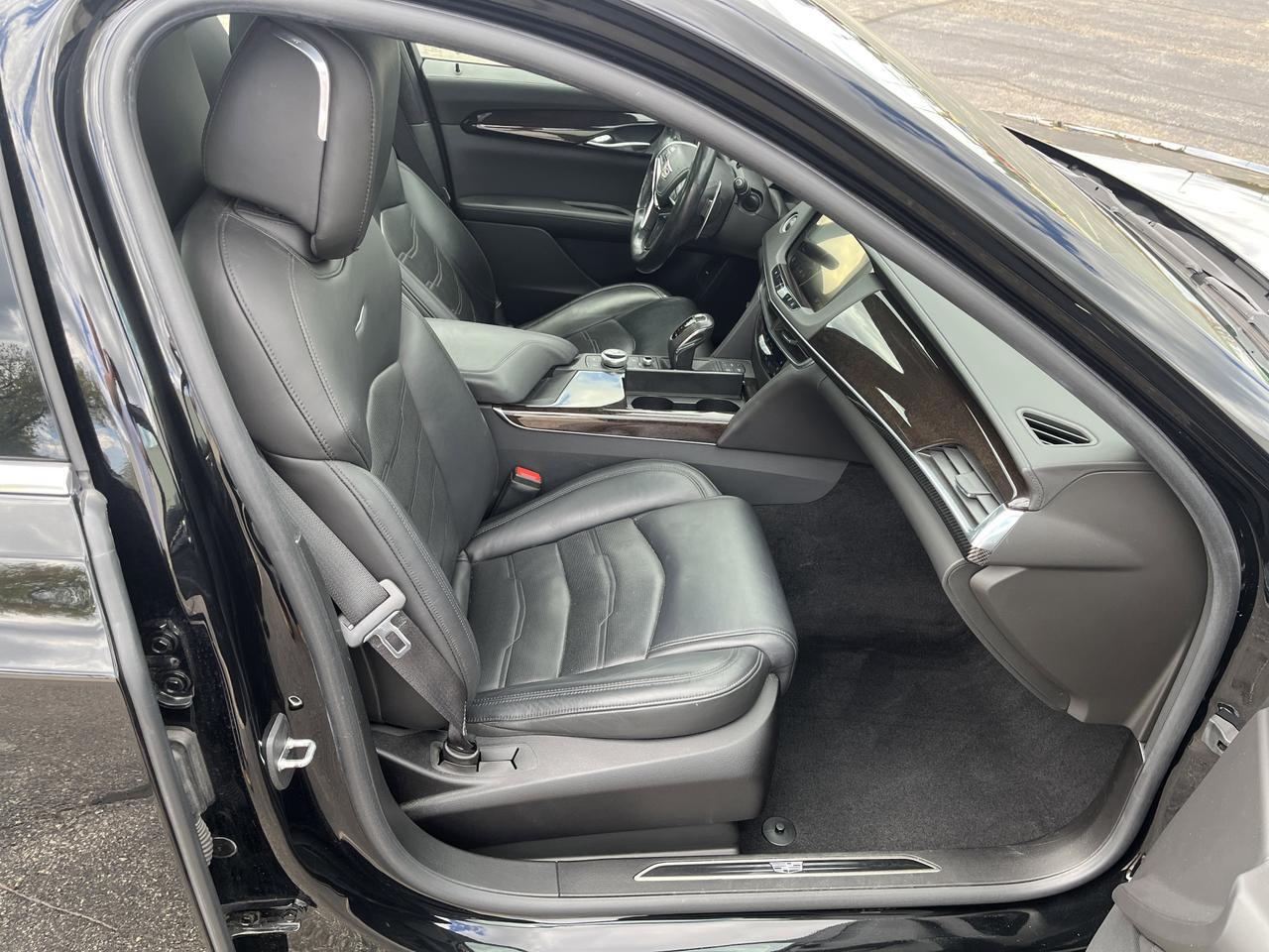 2020 Cadillac CT6 4.2L Twin Turbo Platinum AWD w/SuperCruise AdptvCrz Sunroof Nav RearSeatMedia HD-SurroundVision Saukville WI