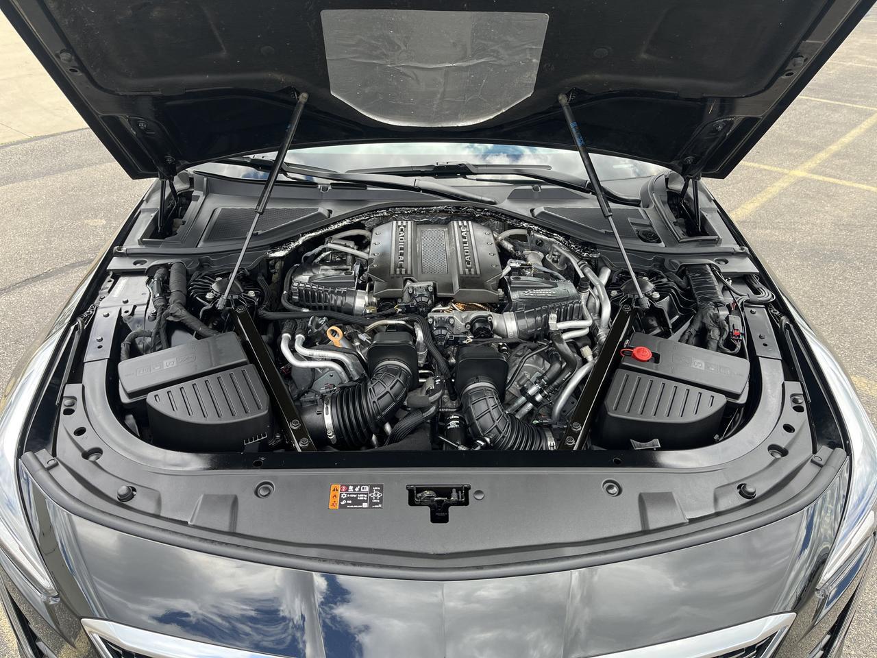 2020 Cadillac CT6 4.2L Twin Turbo Platinum AWD w/SuperCruise AdptvCrz Sunroof Nav RearSeatMedia HD-SurroundVision Saukville WI