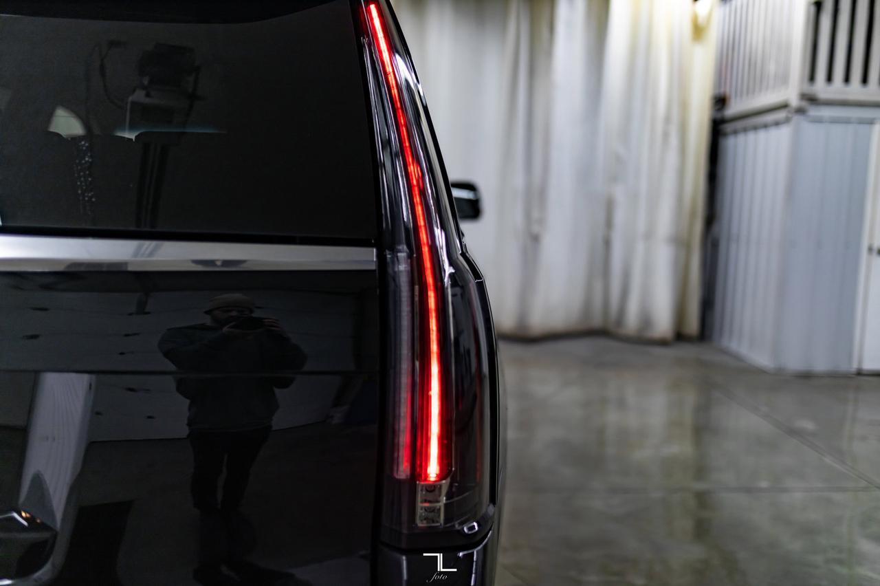 2020 Cadillac Escalade AWD Luxury Edition Leather Nav BCam Red Deer AB