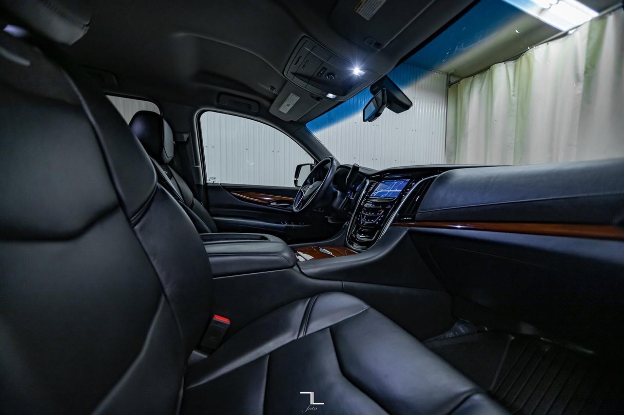 2020 Cadillac Escalade AWD Luxury Edition Leather Nav BCam Red Deer AB