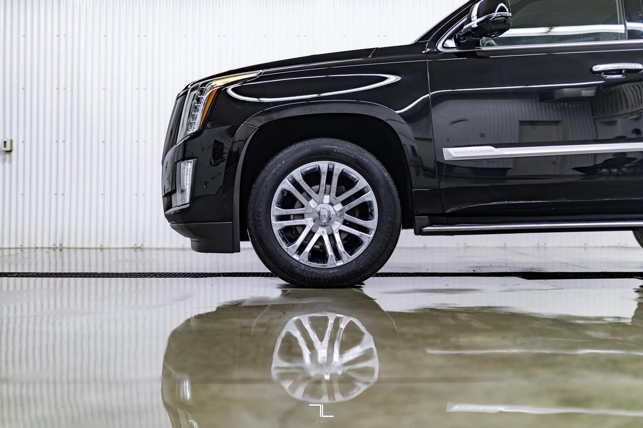 2020 Cadillac Escalade AWD Luxury Edition Leather Nav BCam Red Deer AB