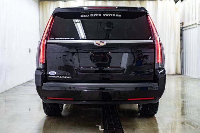 2020 Cadillac Escalade AWD Luxury Edition Leather Nav BCam Red Deer AB