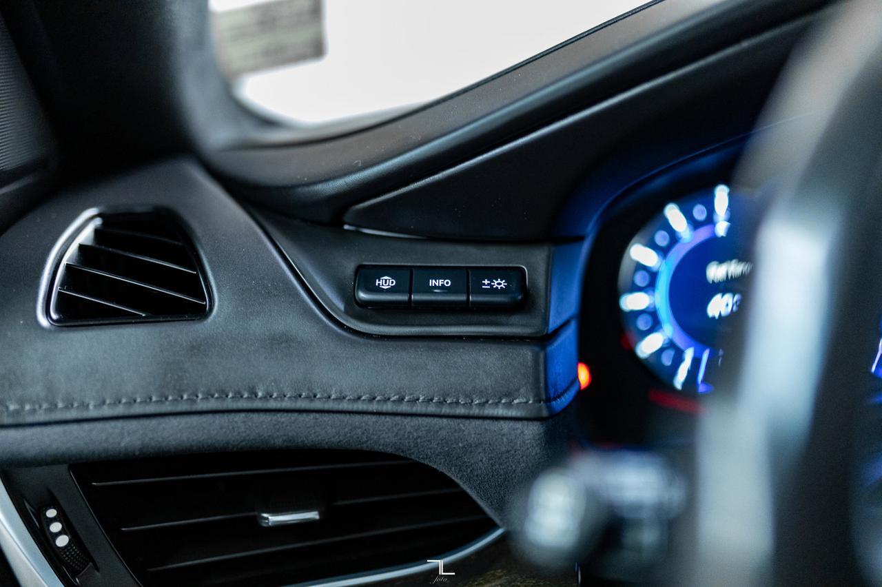 2020 Cadillac Escalade AWD Platinum Leather Roof Nav BCam Red Deer AB