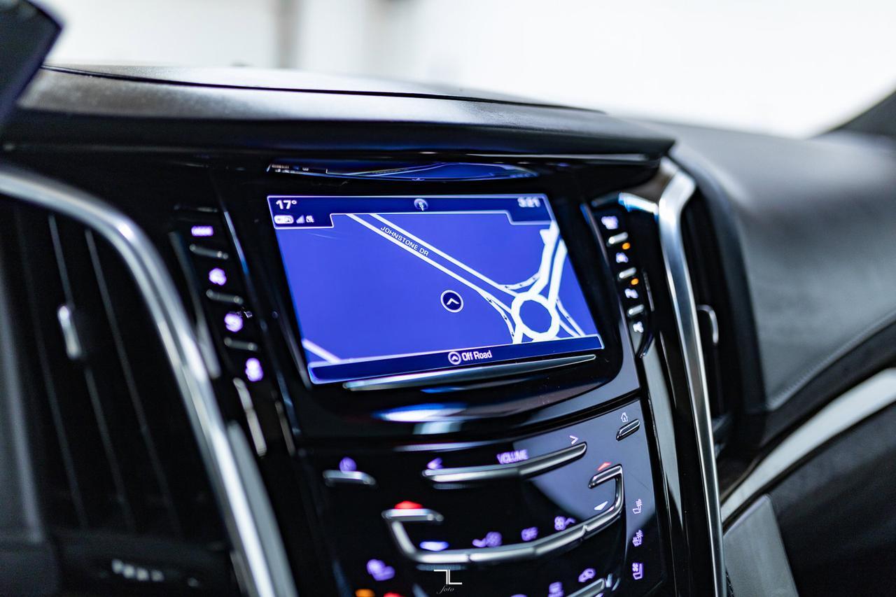 2020 Cadillac Escalade AWD Platinum Leather Roof Nav BCam Red Deer AB