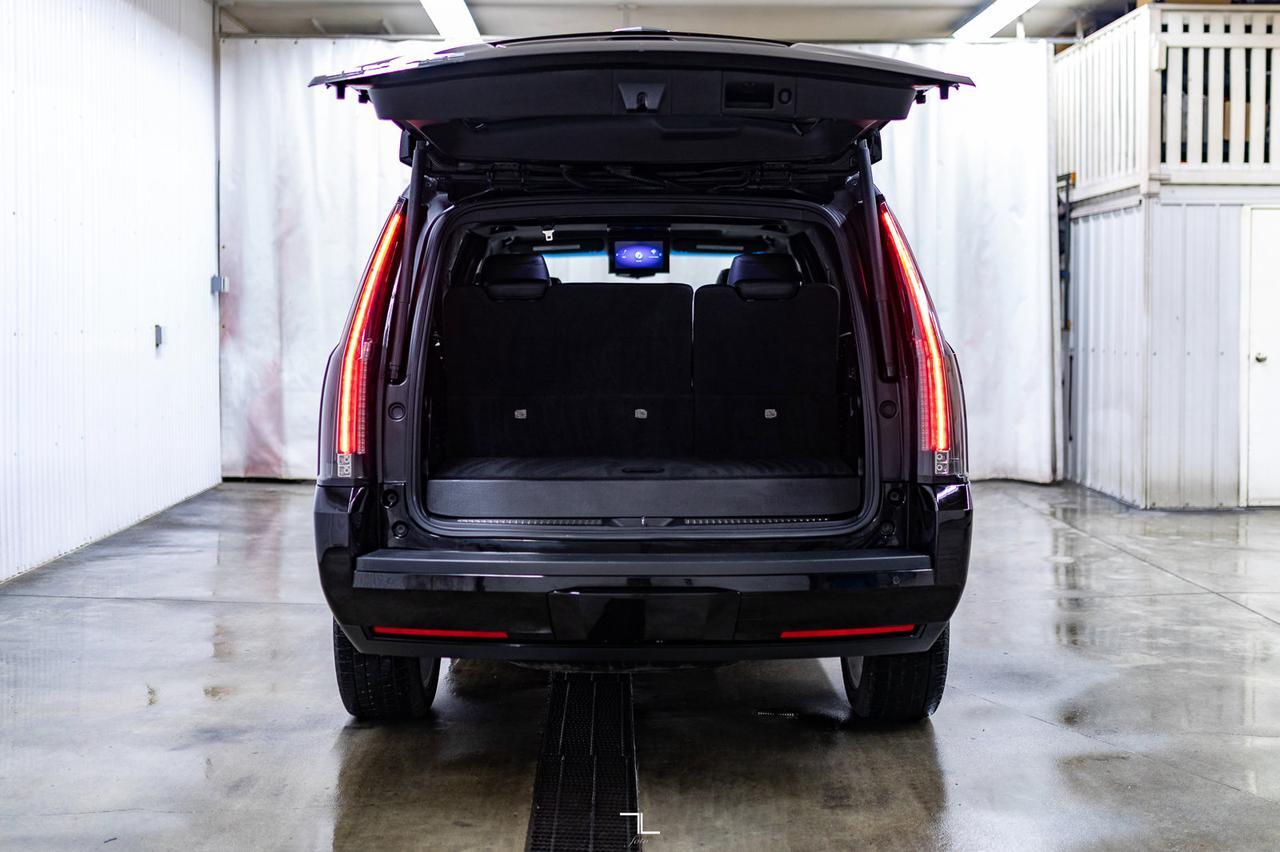 2020 Cadillac Escalade AWD Platinum Leather Roof Nav BCam Red Deer AB