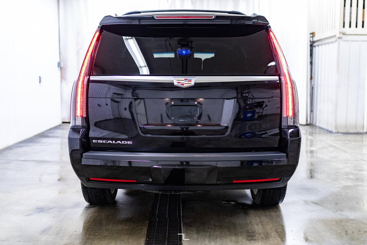 2020 Cadillac Escalade AWD Platinum Leather Roof Nav BCam Red Deer AB