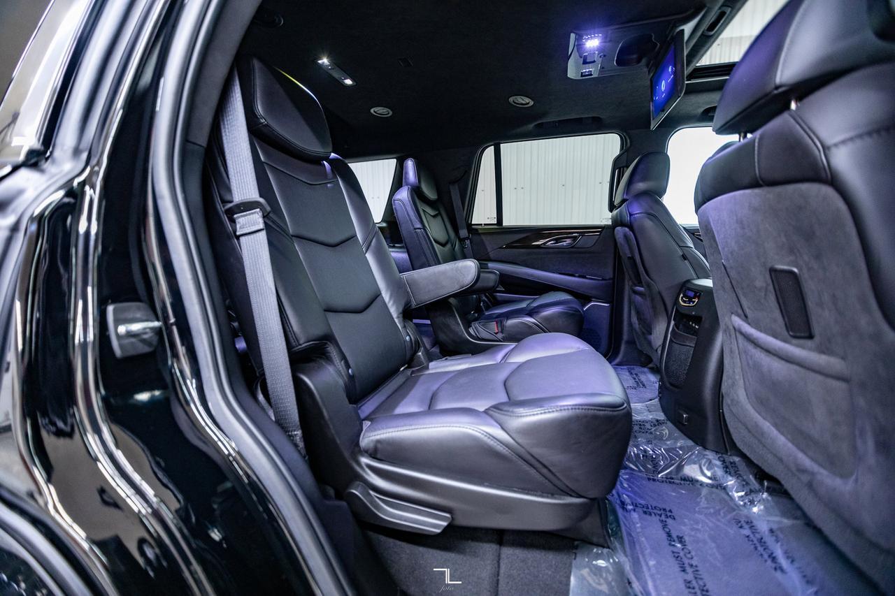2020 Cadillac Escalade AWD Platinum Leather Roof Nav BCam Red Deer AB