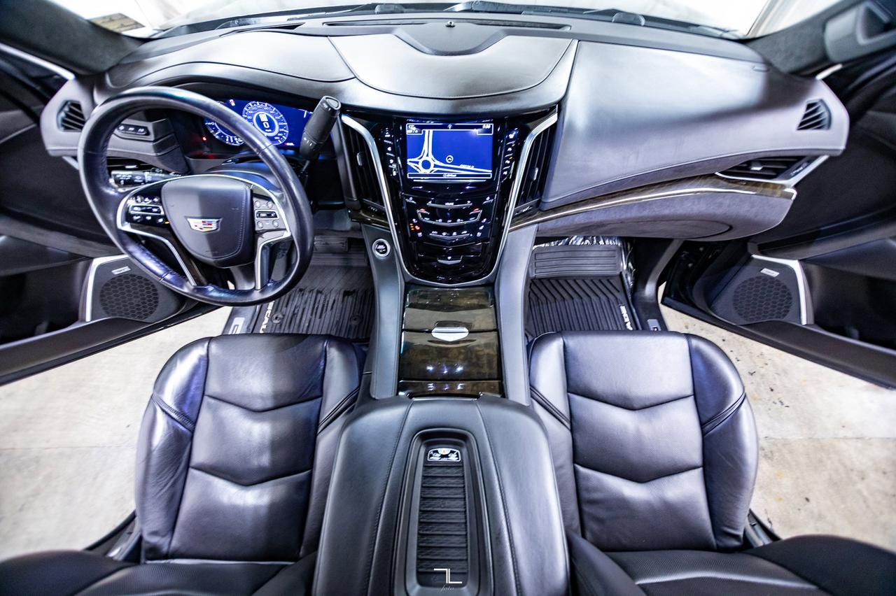 2020 Cadillac Escalade AWD Platinum Leather Roof Nav BCam Red Deer AB