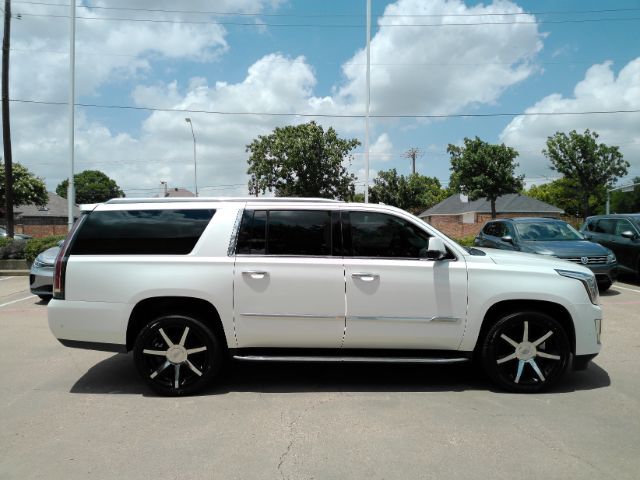 2020 Cadillac Escalade ESV 4WD Luxury Plano TX