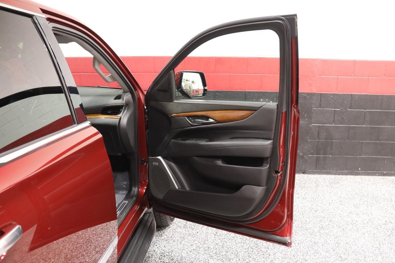 2020 Cadillac Escalade ESV 4dr Suv Skokie IL